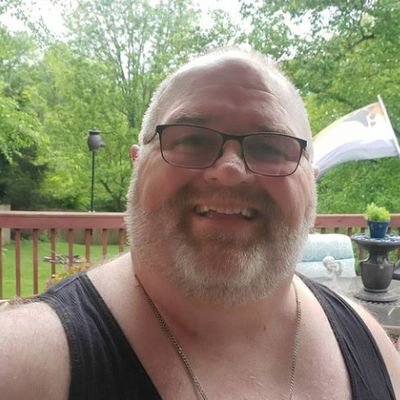 EddieDeanDavi11's profile picture. daddy always home