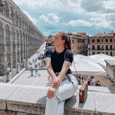 itsnoeliax's profile picture. 🤷🏼‍♀️