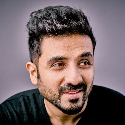 This account is in no way connected to Vir Das. It's just a random friend abroad...with freedom.