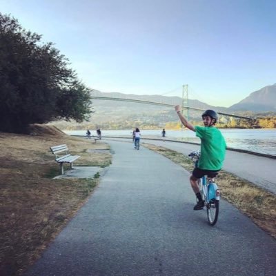 nicowatt12's profile picture. 