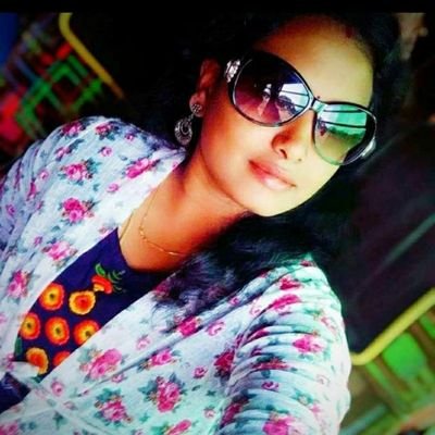 JayaPri21030280's profile picture. 