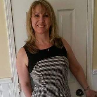 wendy_zeppelin's profile picture. The road to my ❤ is paved with 🐾