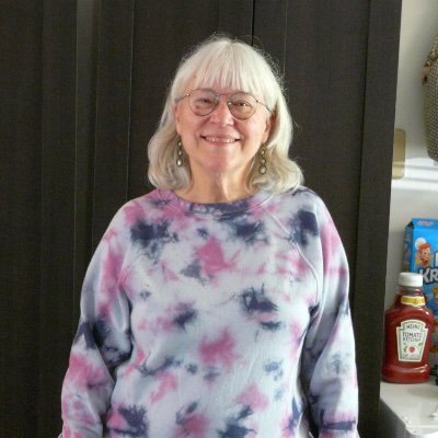 jljones810's profile picture. A fun Grammy with lots of opinions! 😄