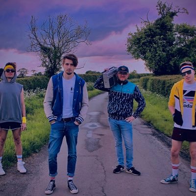 Alt-Pop band from Birmingham, UK. @ben_jammin_w_ @jacobryan___ @tommycassette @Kieran_yawa