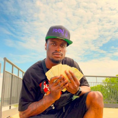 IceyjIceyj20's profile picture. I’m a artist r&b singer and rapper and do music so hit me up I’ll get back ASAP as I can thank you IceyJ love yall