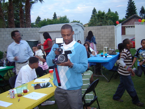 Videographer & Photographer for SwaggStar Tv & http://t.co/z2HNKeOq7a ~ Follow us @TheSwaggStarz ~ http://t.co/jf7OrFClHj ~ Contact ~ daypowell@gmail.com
