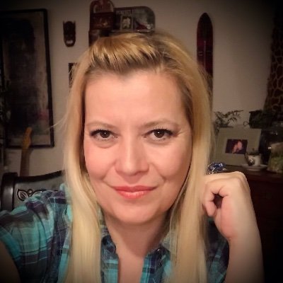 Cognitive Behavioural / Trauma Coach I’ve been helping women heal their past so they can live joyfully in the present for over a decade!