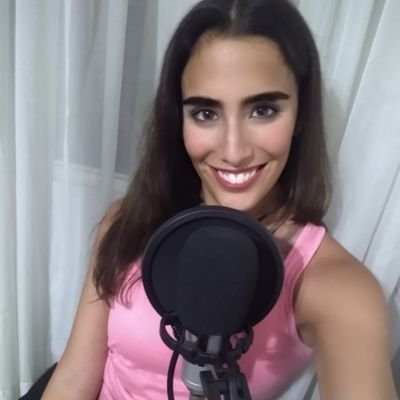 🎙️Locutora Nacional 
📻@LibermanOnline de 10a12 @late931oficial
📻 USC sábados de 11a13 @fmfenix1003