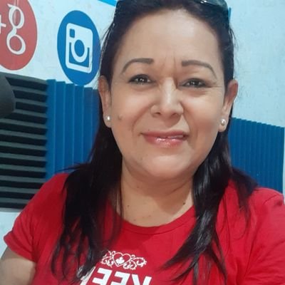 Locutora en Radio ABC Stereo, Esteli - Nicaragua. 
Abogada y Notaria Pública de profesión.
Comunicadora de Corazón.