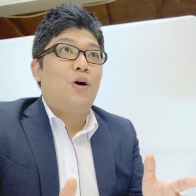 東京を中心に1,2号警備を行っている大京警備保障を経営 | SNSで人材難を解決することに挑戦 | 元webデザイナー&ディレクター,DJ、ニコ生生主 | 著書『ウケる働き方』『なぜ、人と仕事に困ってるのにSNSを始めないんですか?』