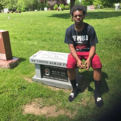 Tae 🌎 Rip Granny Promoter/Host Romans8:18 Get Up And Get Active