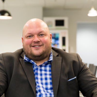 JimmyShew's profile picture. Entrepreneur. Business Development. Scared of birds.