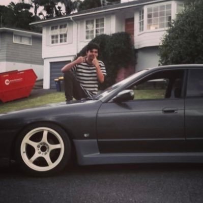 JosephKunst's profile picture. sed 32