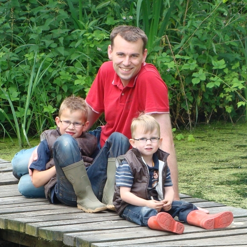 ecdel's profile picture. Web developer