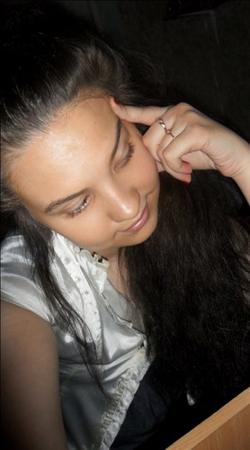 tanjuha_91's profile picture. Кого-то ждущая...кому-то бывшая...кому-то будущая...
Сегодня любящая,до жути нежная,а завтра льстящая и безразличная...жить не спешащая...Я-НАСТОЯЩАЯ!!!