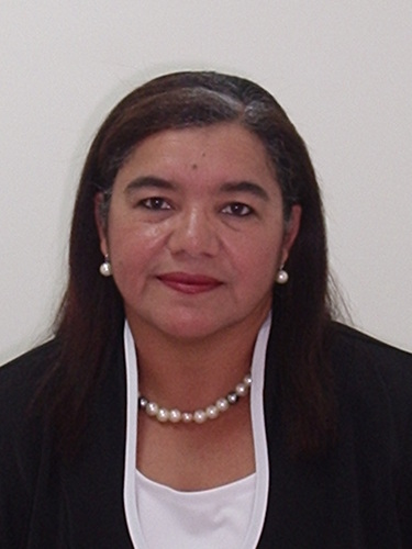 Periodista, exdirectora de un diario de circulación nacional en Panamá
