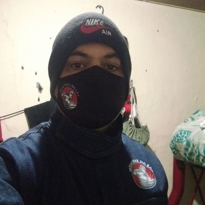 moreno ojos cafe cuerpo atletico maduro y sexualmente activo