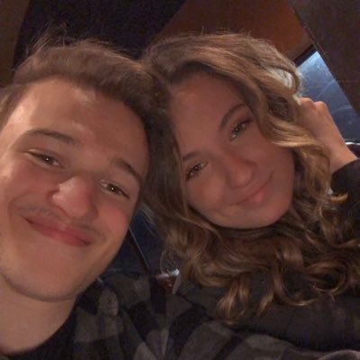 hollyromick's profile picture. you found me