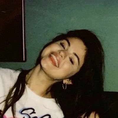 🇯🇵| Selena Gomez owns my entire heart @selenafanclub follows / I'll never ever stop loving @SelenaGomez @sayaxxx5