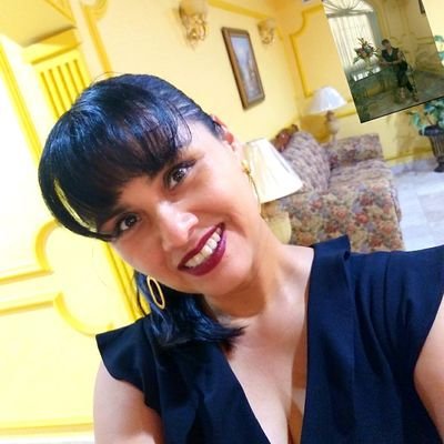 IVONNEMARXHAT's profile picture. 