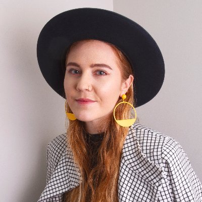 LVisualdirector's profile picture. Creative direction of fashion imagery