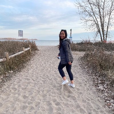MariaAcenas's profile picture. UofT '20 | MacU MPH