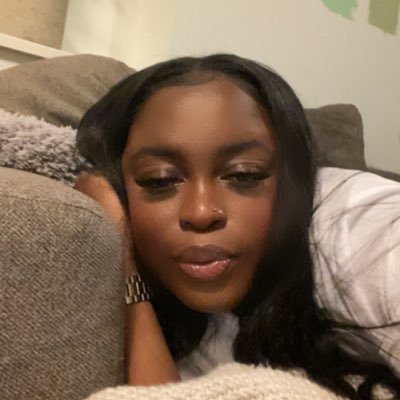 maryychimezie's profile picture. she/her | nigerian | spelman alumna