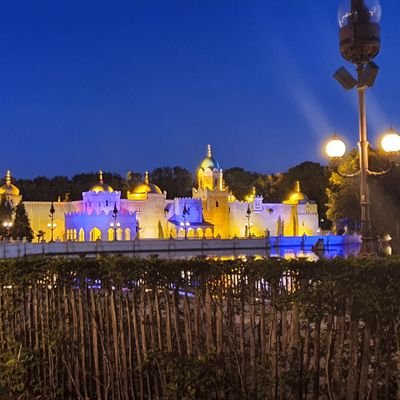 25 jaar🙋|

Zoekt nieuwe vrienden, maar vind het lastig een eerste stap te zetten | Efteling & Toverland abonnementhouder |