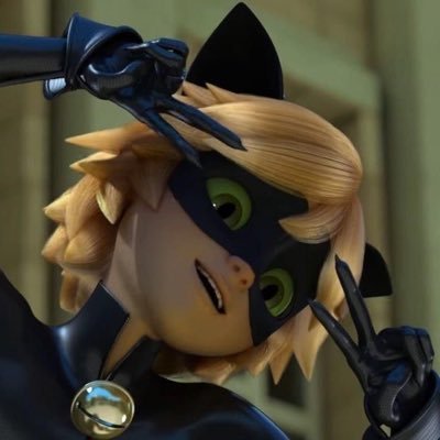 courtneejade13's profile picture. You owe yourself the love that you so freely give others.