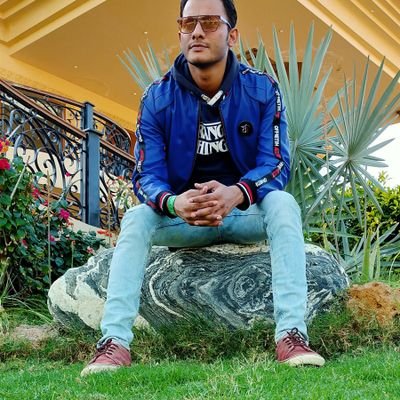 Dashingkami's profile picture. Nerdfighter.Determined dreamer.  Has ambitions to be a crazy cat lady if marrying various celebrity crushes proves impossible.I’m not smart. I just wear glasses