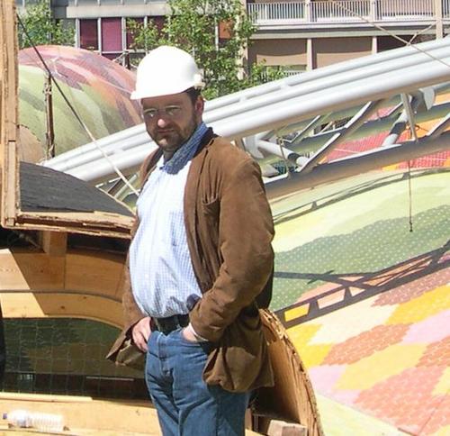 emili_pr's profile picture. He currado más que la mayoría sufriendo el robo continuo del estado empobrecedor