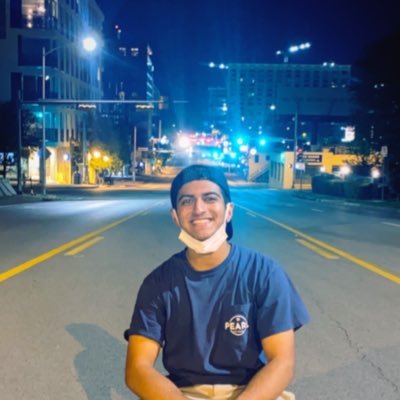 r_bkta's profile picture. This is the pursuit⏳| UT ‘23🤘🏽