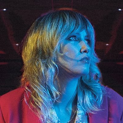 Hi, I'm Ladyhawke - kiwi musician, writer of songs, gamer ❤️ 🏳️🌈 https://t.co/wLcX2iMbR5