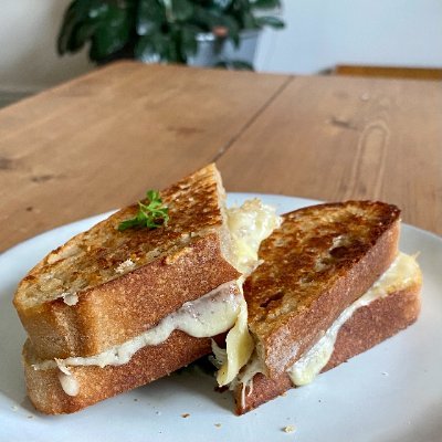 The Tipsy Toastie, gourmet cheese toasties made with passion! Check out our Instagram @TheTipsyToastie