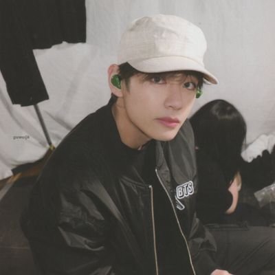 BTS || ot⁷
acc @alnesone klock @vantekookth_BTS Acc Vote