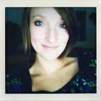 Holly Lyons - @lollybearlyons Twitter Profile Photo