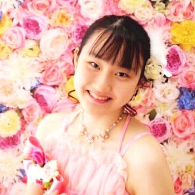 夢に向かって頑張っています!! よく呟きます!!たくさん応援してくれると嬉しいです! よろしくお願いします! ↓その他のSNSです! ぜひフォローお願いします!