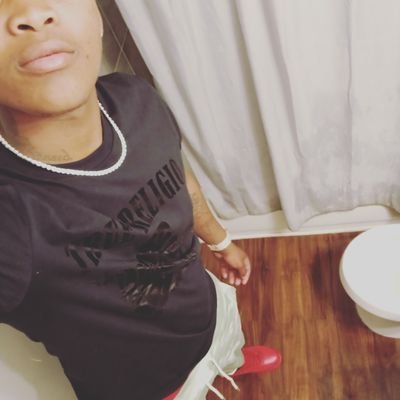 Pooh99870239's profile picture. upcoming artist🔥💨