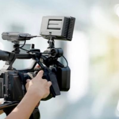 Media production student (college)• currently seeking experience in the media production industry