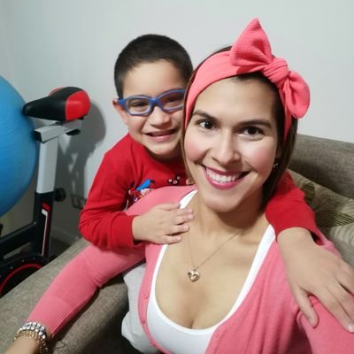 Venezolana residenciada en Chile, Mamá de Dilan, Ing. Electricista encaminada a alcanzar el Exito.
