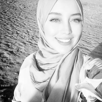 AlsabeaRama's profile picture. 15/4/1996🎂
🇸🇾 syria-Hama
👩‍🏫teacher
🙂