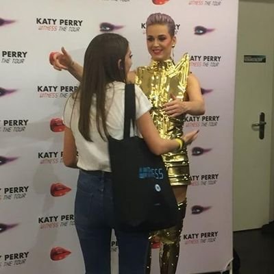 lucie_katycat's profile picture. after a hurricane, comes a rainbow

》》》》》

life finds a way, so will I