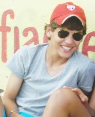 o que importa não é o QUE voce é na vida, mas sim QUEM voce tem na vida  =D