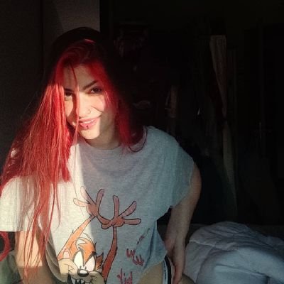 Más intensa que el café
✨🌱🔥♀️🌑💜
soy tan meiga como sorgin 🧙♀️💜