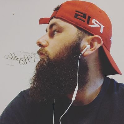 TaylorSHinson's profile picture. 