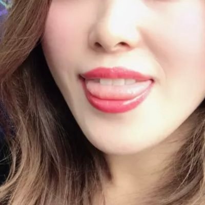 sB194964's profile picture. 裏垢女子💕30代事務職 / 163.50.D🌈出会いが無いのでセフレ探しに始めました🥰ミレーナ装着してるHな女子💖#ゴルフ女子⛳️#Tinder女子