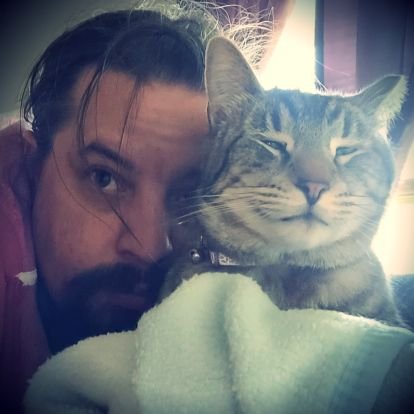 Salina Creek Cryptid, podcast music guy, father to haunted children, husband to justice lady, pictures at https://t.co/FJPhHJm7sv