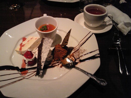 tomoyo53111's profile picture. 2025年4月WEBライター業開始