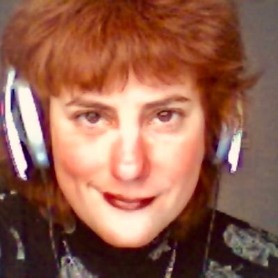 I’m a retired dj/ karoake singer after 15 years singing in nightclubs,country clubs,cabarets, karoake,house parties, clubs,pulse,gallery,dark lady,wheels,clubs