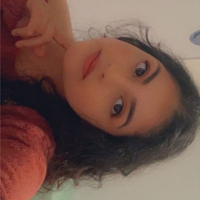 cryztalbaby_'s profile picture. 